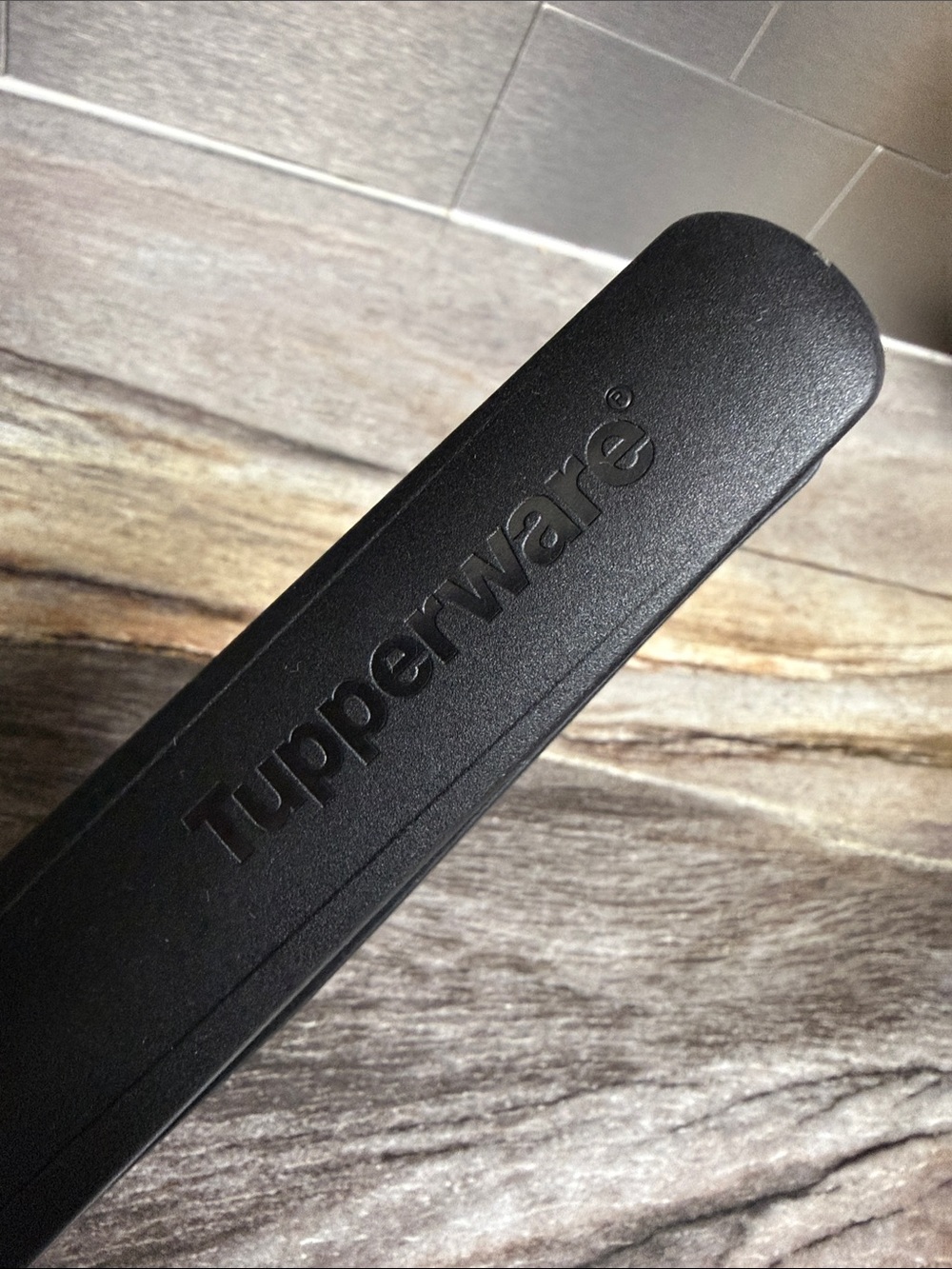 Tupperware Garlic 🧄 Press - Picture 2 of 5